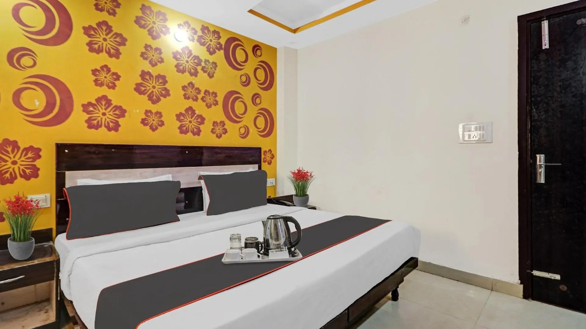 Hotel O Lotus New Delhi