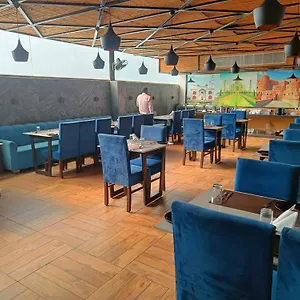 Square, India Hotel Agra (Uttar Pradesh)