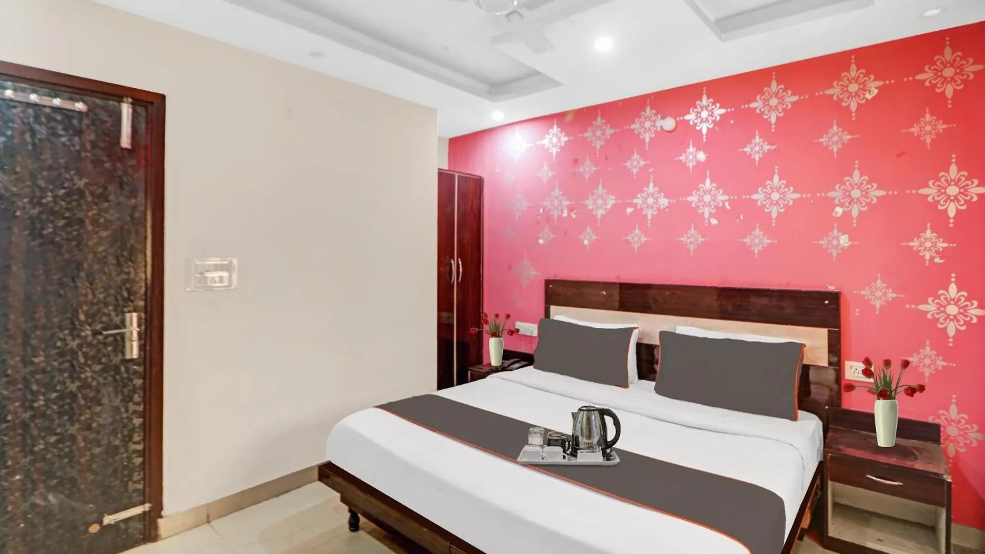 Hotel O Lotus New Delhi