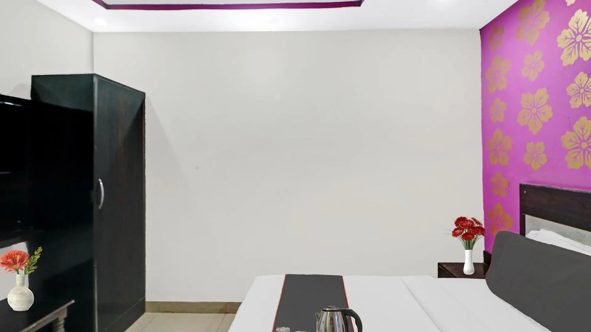 Hotel O Lotus New Delhi